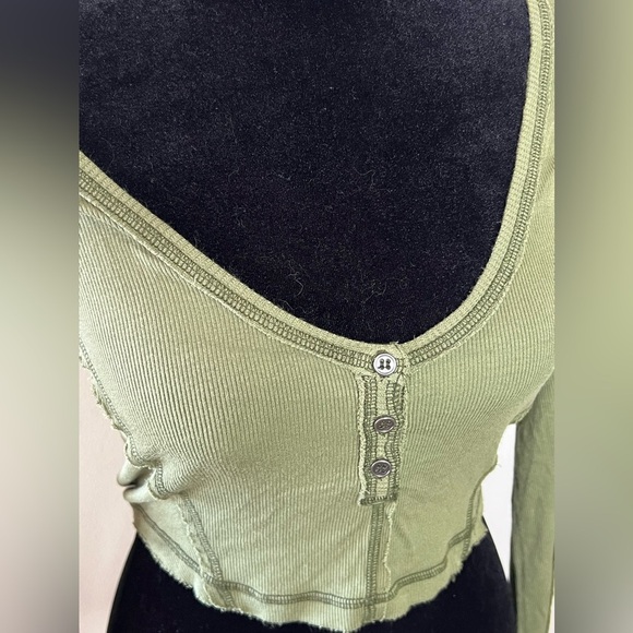 Urban outfitters Out from under cropped scoop neck henley long sleeves small EUC - Picture 5 of 6